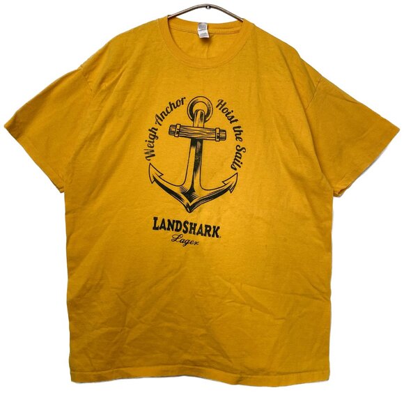 Land Shark Lager T-Shirt Men XL Yellow Navy Retro Anchor Beach Jimmy Buffet - Picture 1 of 10